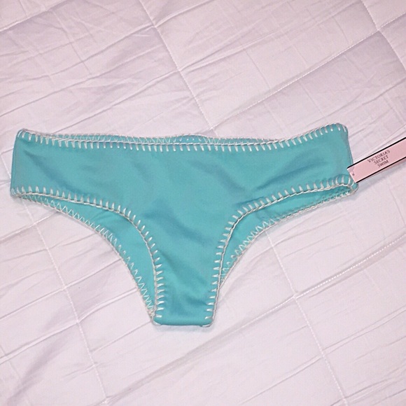 🔥MOVING SALE📦 🆕VS Surf Bikini Bottoms - Picture 1 of 4